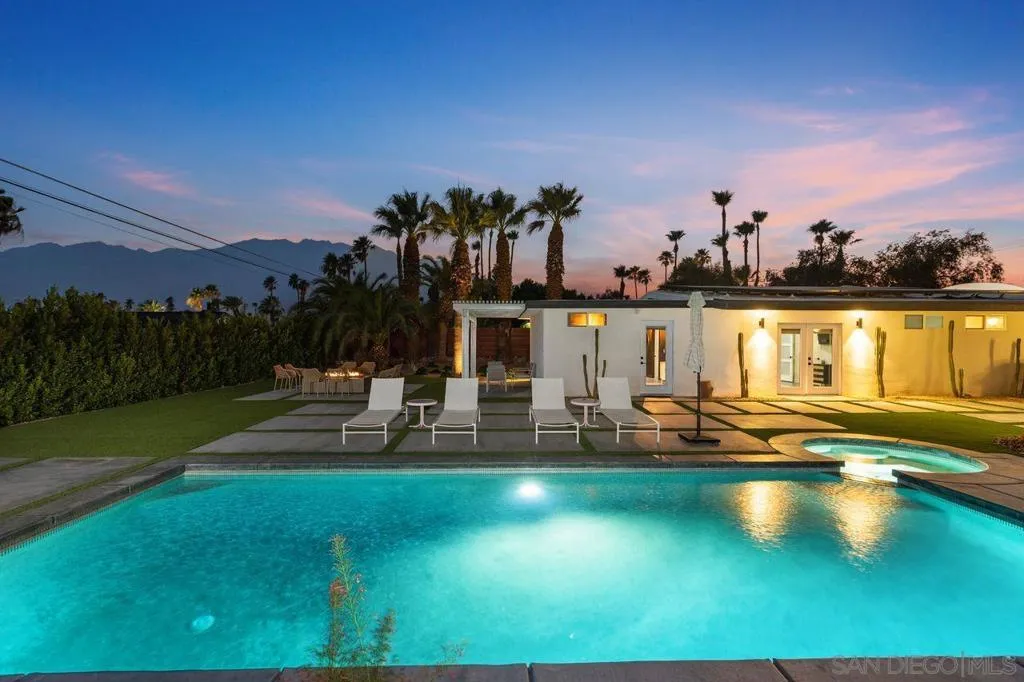 3045 E Verona Drive, Palm Springs, California 92262 home-pic-1